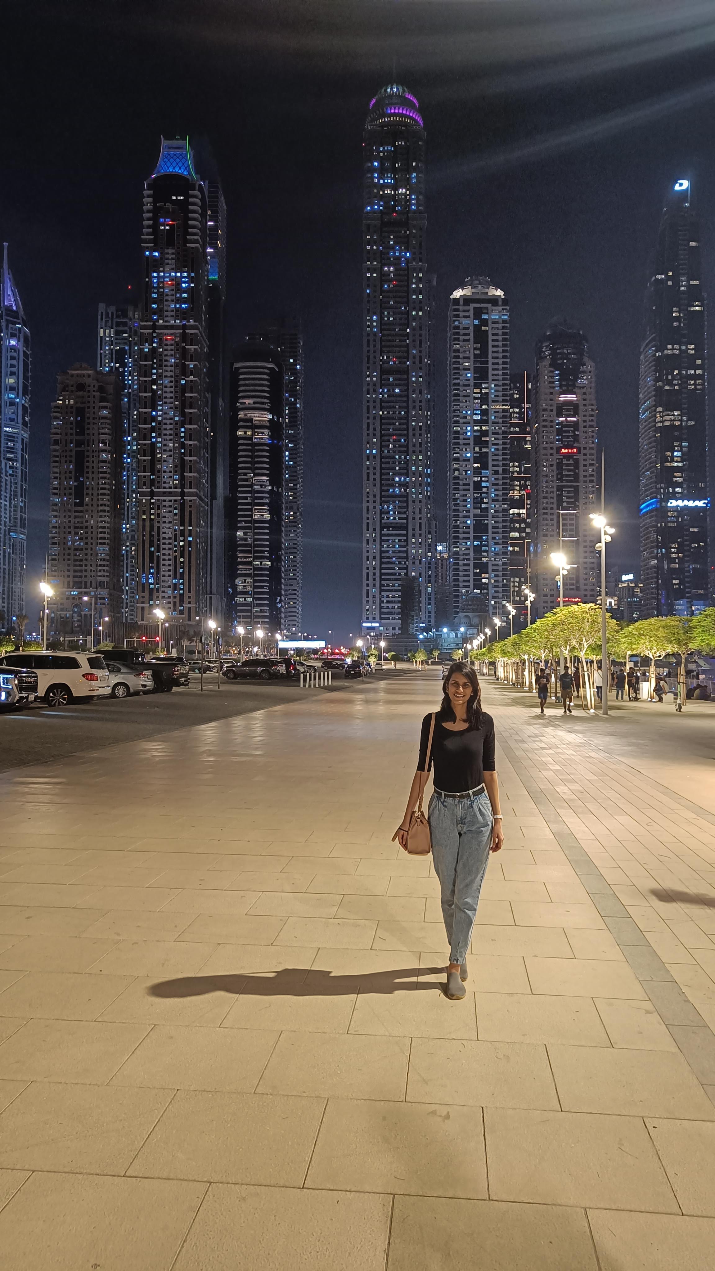 JBR Walk recreational area in Dubai - leisure activities and cycling path for visitors